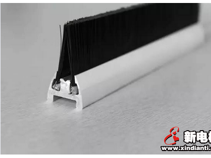 自動(dòng)扶梯安全毛刷介紹