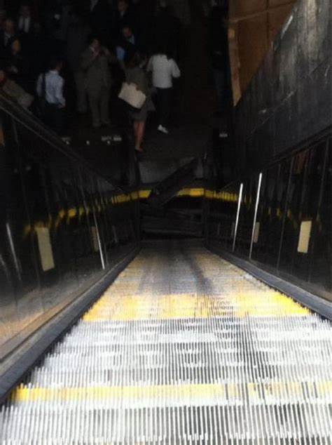 3-STEP COLLAPSE LATEST OF ROME METRO'S ESCALATOR WOES-1