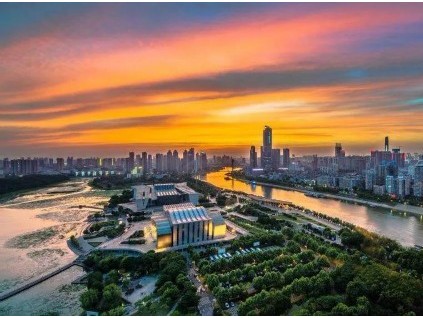 新電梯早新聞 5月21日，星期五，農(nóng)歷四月初十