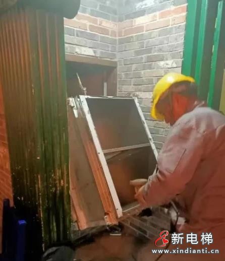 上海餐梯15萬(wàn)