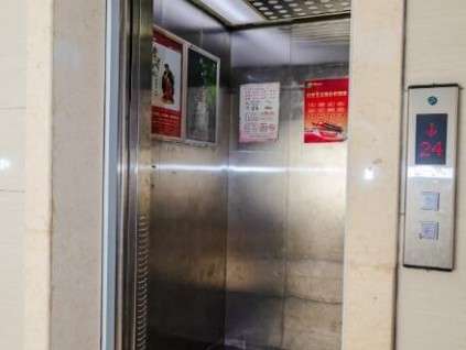 22層墜至13層！長沙市民經歷“電梯驚魂”，腿都嚇軟了，此前電梯多次掉層