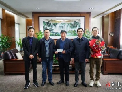 浙江湖州南潯區(qū)、練市鎮(zhèn)政府助力恒達富士電梯虎年新春開復工順利進行