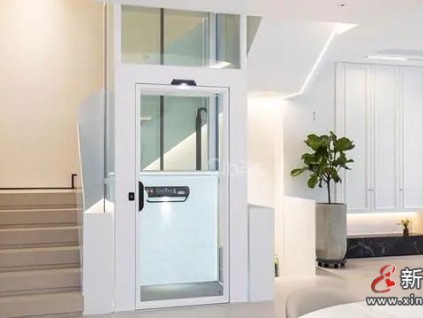 為什么家用電梯的手搖柄一定要放在設備外部？