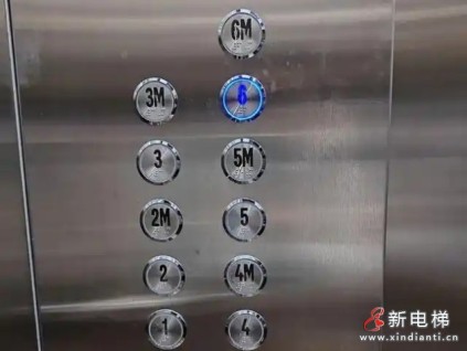 上海長寧一小區(qū)6層的錯層戶型加裝電梯后變成電梯直接入戶“全市首例”！