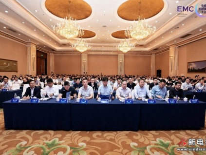 以數(shù)智破界！LINVOL領(lǐng)沃煥新方案亮相電梯更新大會