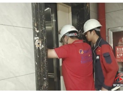 貴州興仁市市監(jiān)局以“安全生產(chǎn)月”為契機(jī) 開展電梯使用安全知識宣傳活動