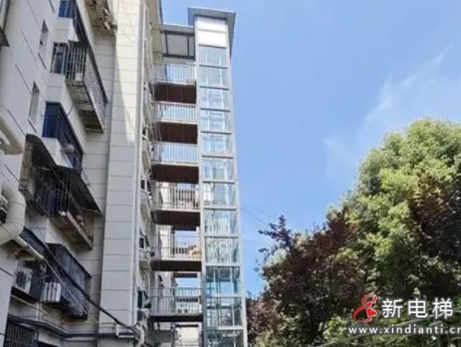 湖北十堰竹山縣我為群眾辦實事 為老舊小區(qū)加裝33部電梯