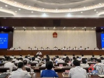 四川省電梯安全條例（草案）！乘坐電梯不得打鬧、蹦跳、犬只乘梯需牽繩或戴嘴套