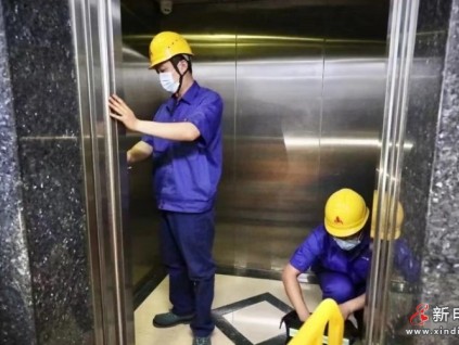 從40%故障率到“零負(fù)擔(dān)”煥新 重慶老舊小區(qū)電梯更新破局